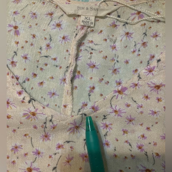 💙 Sim & Sam Floral Top - Picture 6 of 6